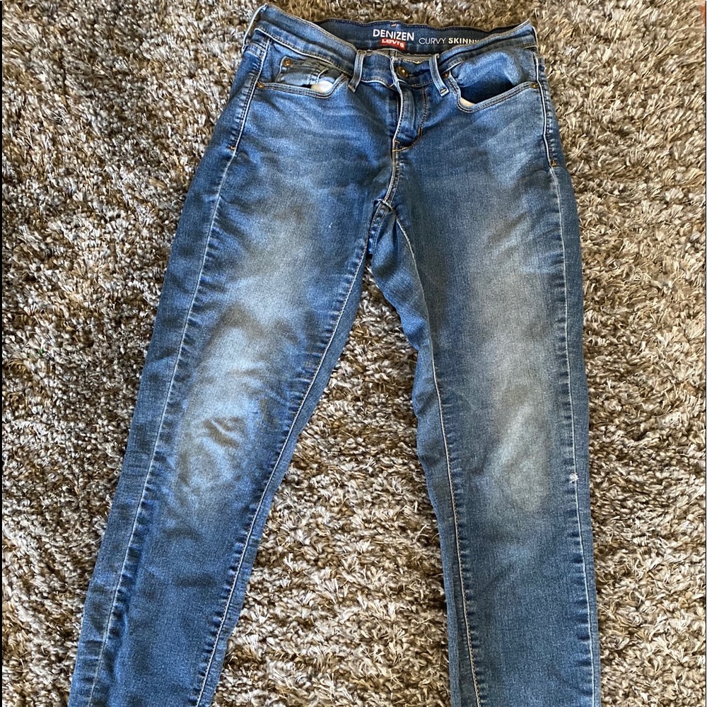 Levi jeans